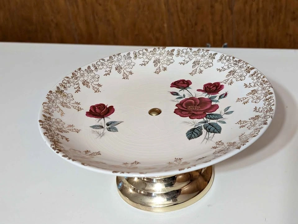 Lord Nelson Vintage Rose Pedestal Cake Stand
