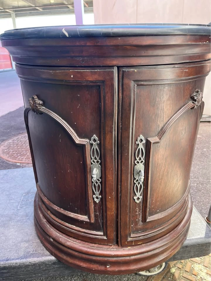 Vintage Oval Drum Table With Marble Top - photo 2