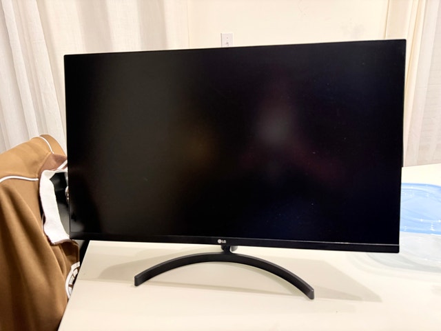 LG 32" 1440p 75hz IPS Monitor
