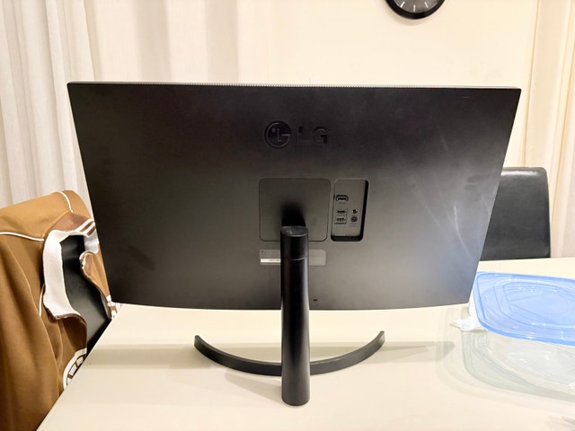 LG 32" 1440p 75hz IPS Monitor - photo 3