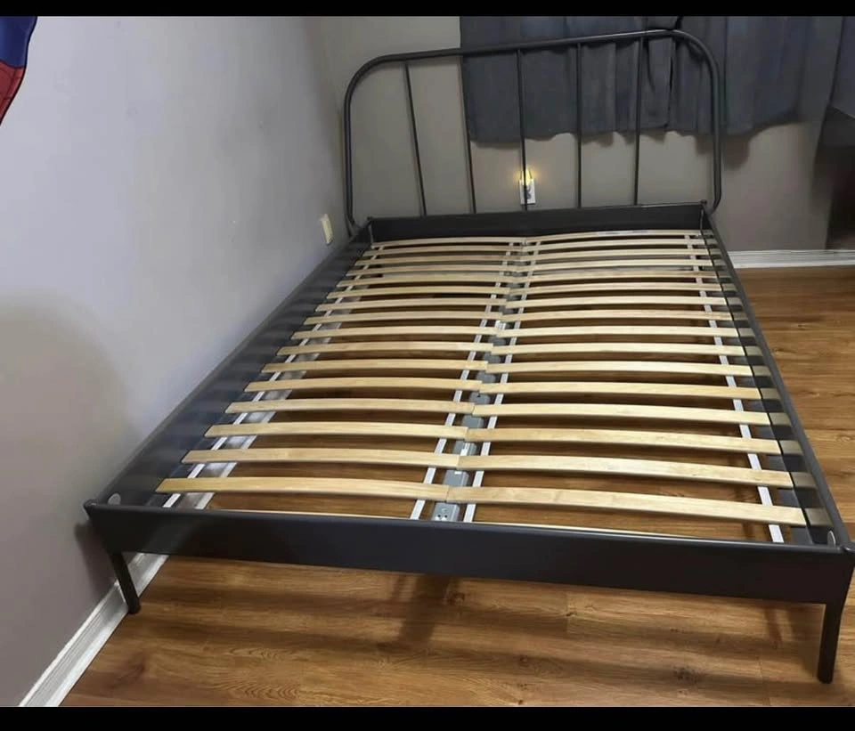 Queen Size bed - photo 4