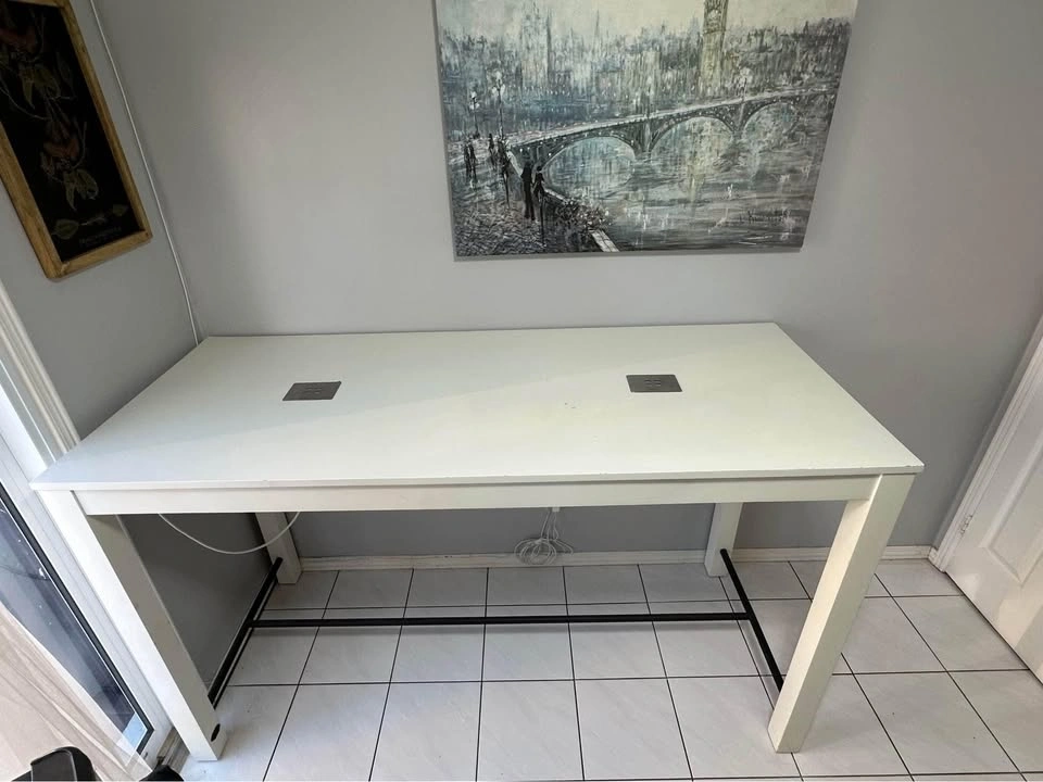 Sturdy White Bar Height Table with 8 usb port