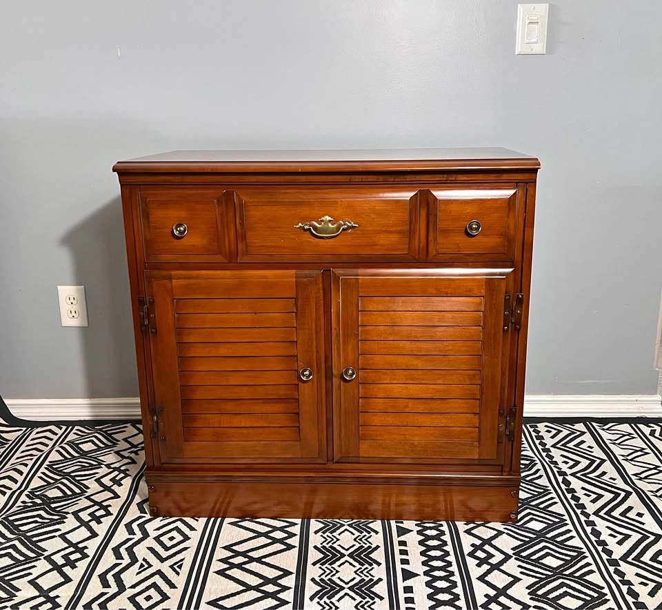 Vilas Canada Solid Wood Accent Cabinet/Sideboard