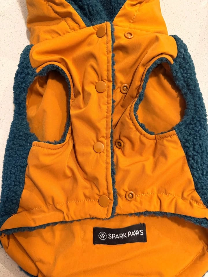 Spark Paws Reversible Dog Jacket_M - photo 3