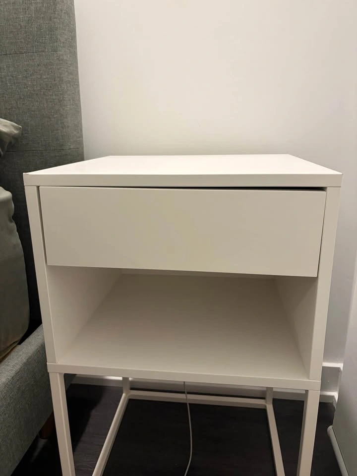 Bedside Tables - photo 2