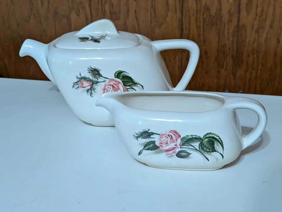 Moss Rose Teapot and Creamer Set