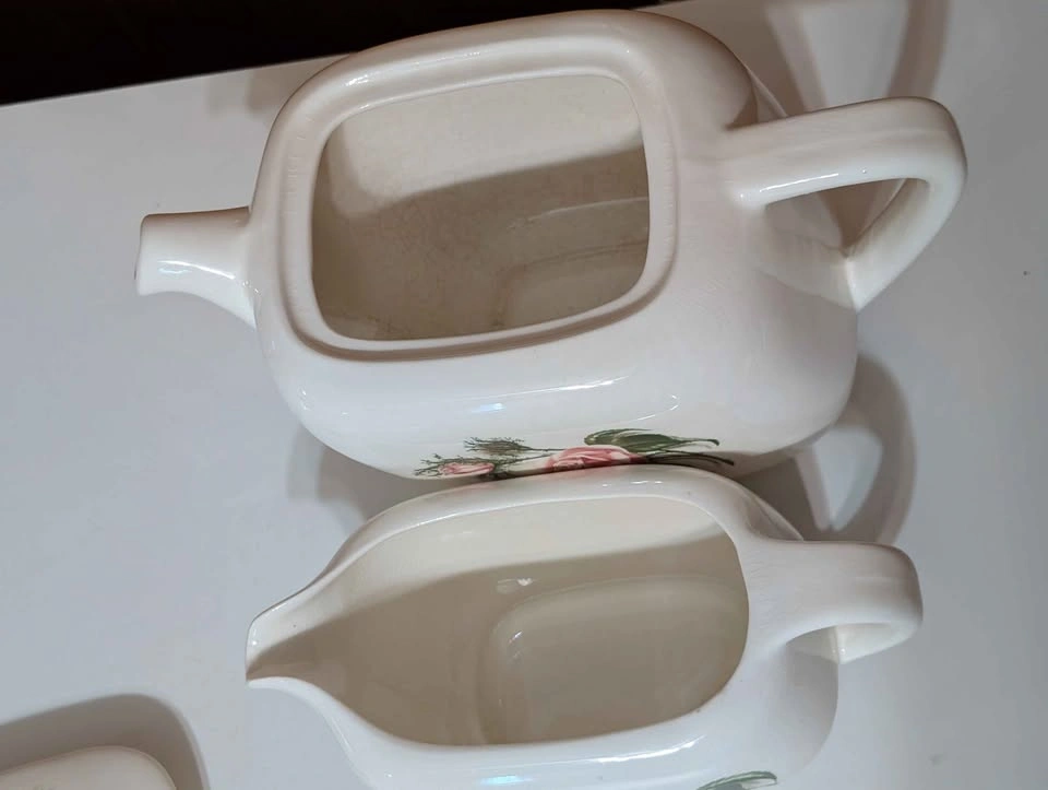 Moss Rose Teapot and Creamer Set - photo 3