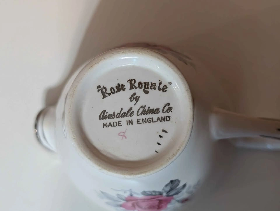 Vintage Rose Royale Creamer - photo 3