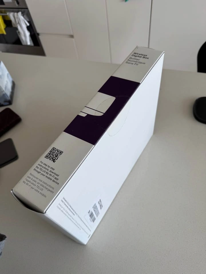 Telus digital box - photo 2