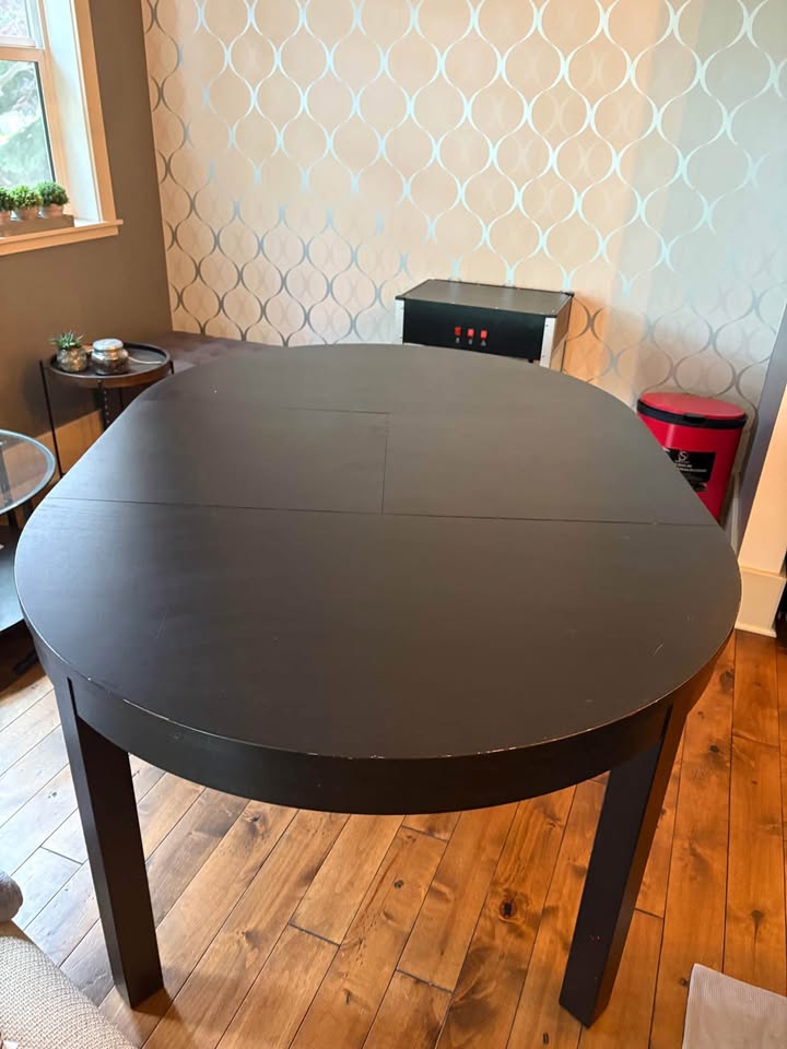 IKEA round table with leaf - photo 5