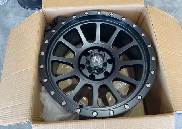 NEW Hennessey Wheels 18 x 9 Chevy Ram GMC 6 x 5.5 Bronco - photo 3