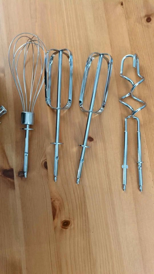 Oster electric hand mixer - photo 2