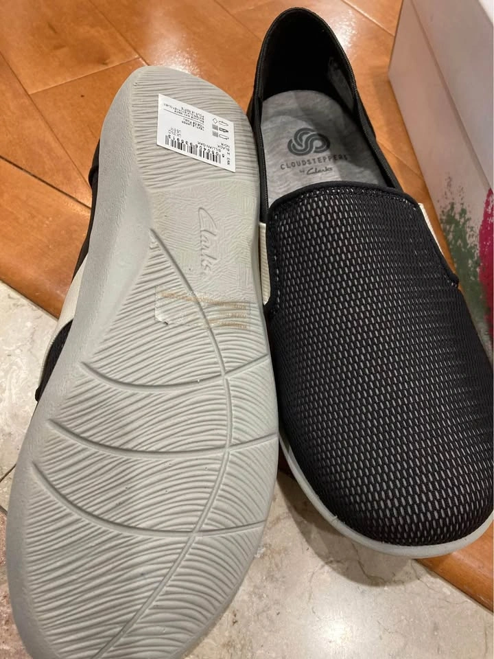 Clark’s Cloudsteppers size 6 - photo 2
