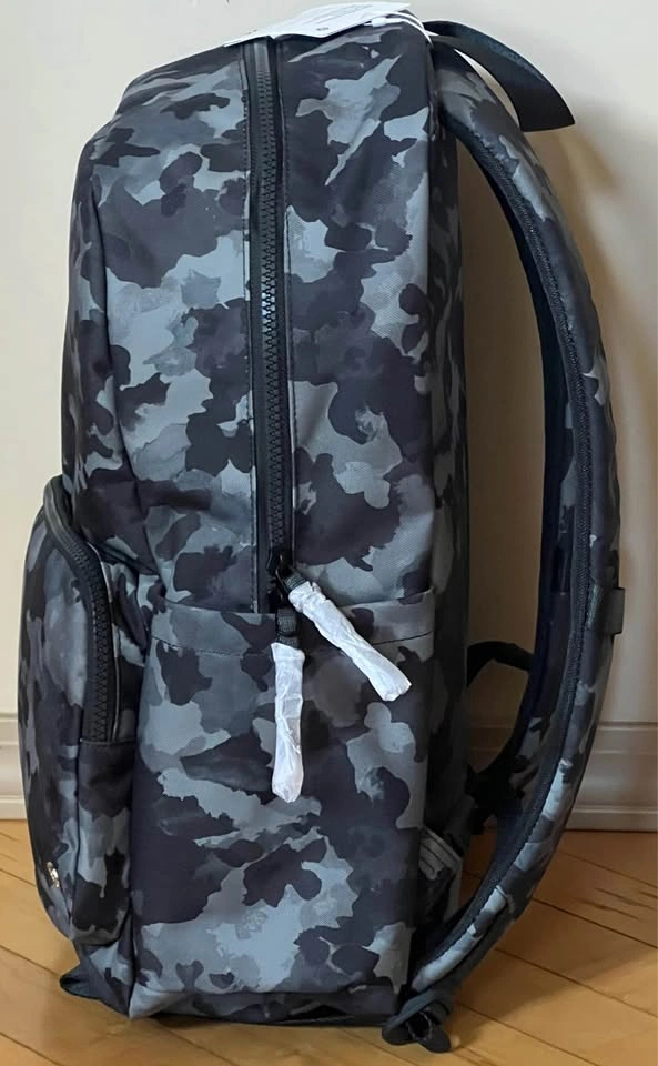 Lululemon Everywhere Backpack 22L -Tech Canvas - photo 2