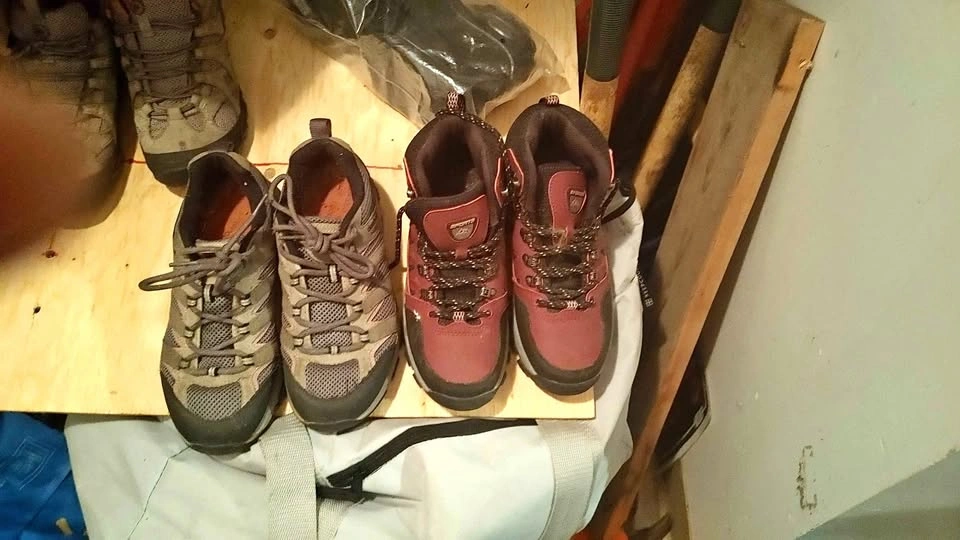 Merrell hiking boots women's size