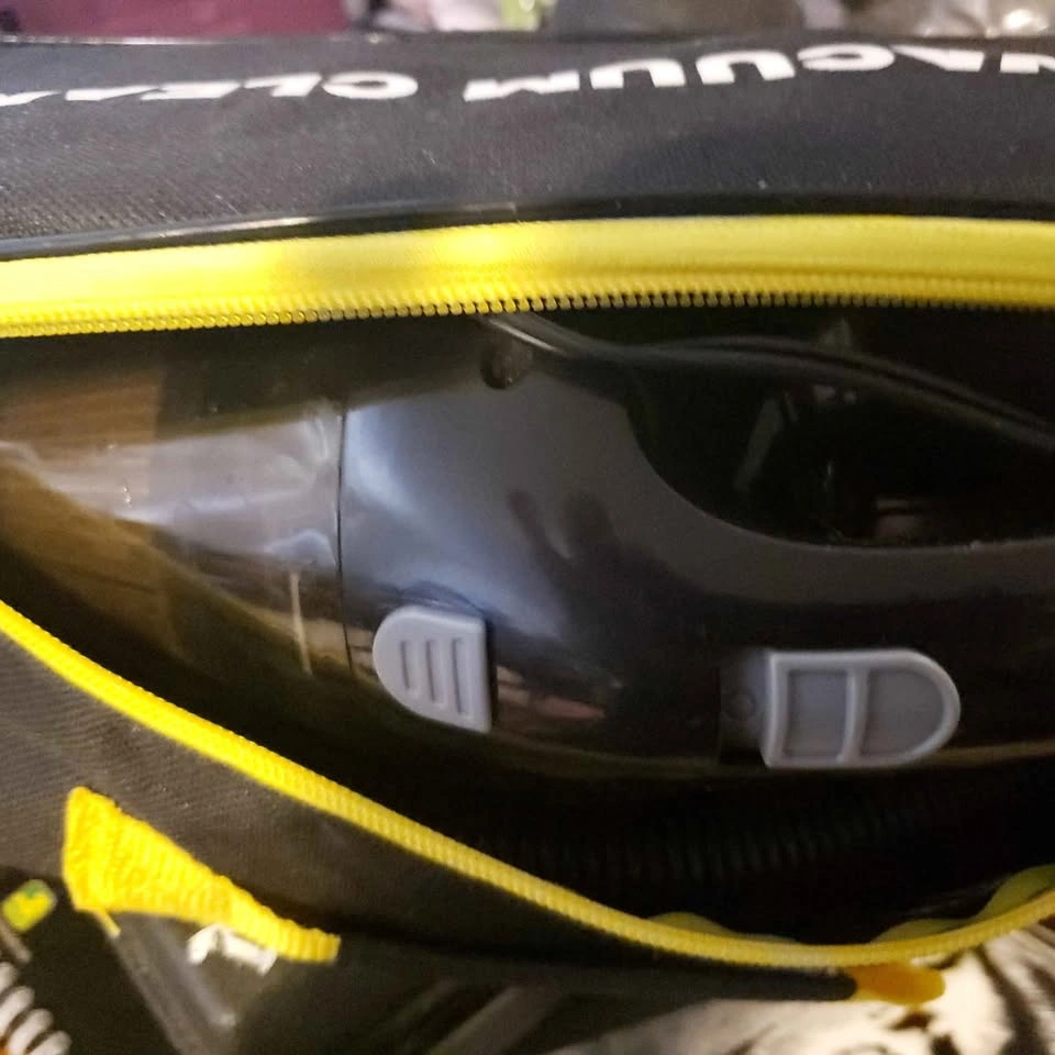 Car vacuum - photo 2