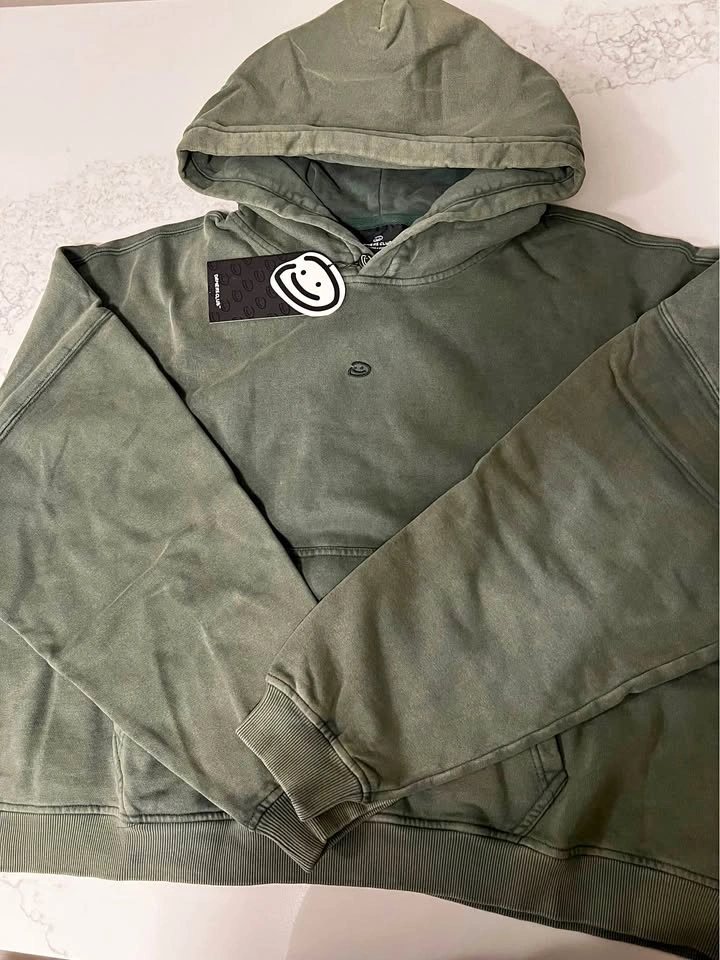 Drmers hoodie size MD