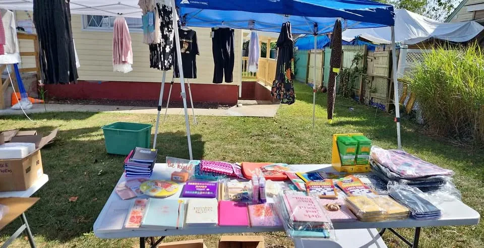 FALL YARD SALE GREAT DEALS