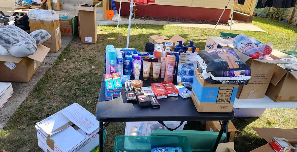 FALL YARD SALE GREAT DEALS - photo 2