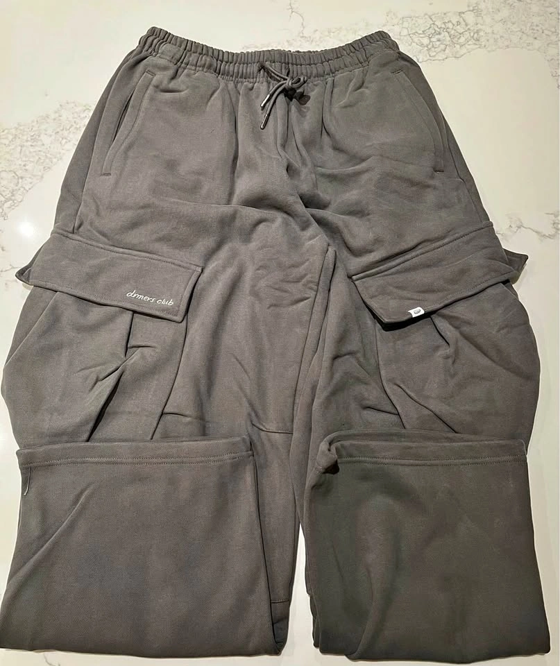 Cargo sweatpants size md