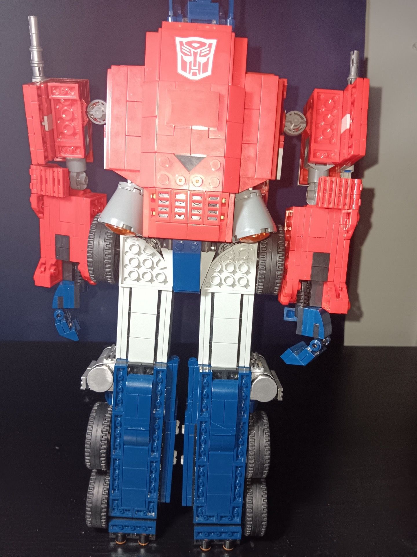 Knockoff lego optimus prime - photo 2