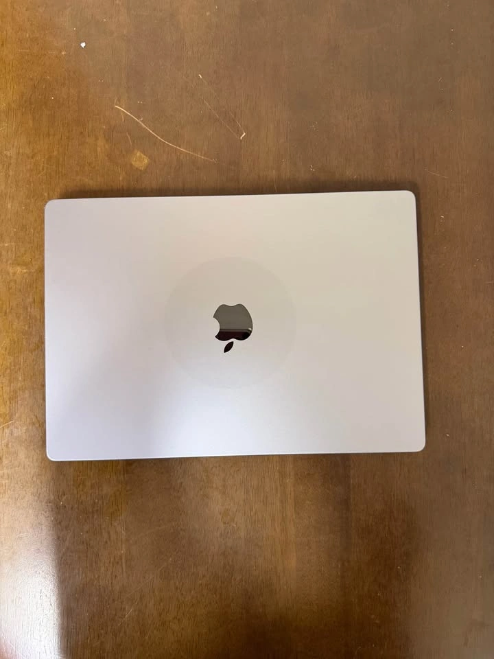2021 16” Apple M1 Max MacBook Pro, 32GB RAM, 1TB Storage - photo 3
