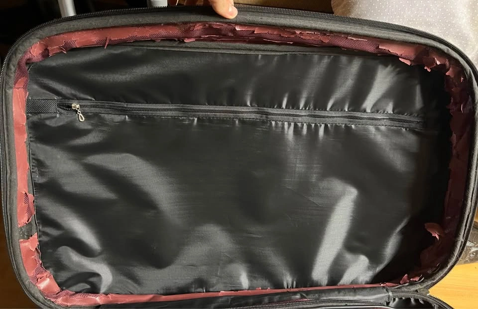 2-Piece Maroon POLO Luggage Set (Large & Carry-On) - photo 3