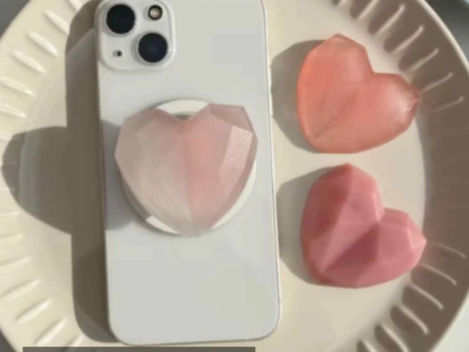 Handmade Heart, Cloud, Cat Paw, Bear Phone & Kindle Grips - photo 2