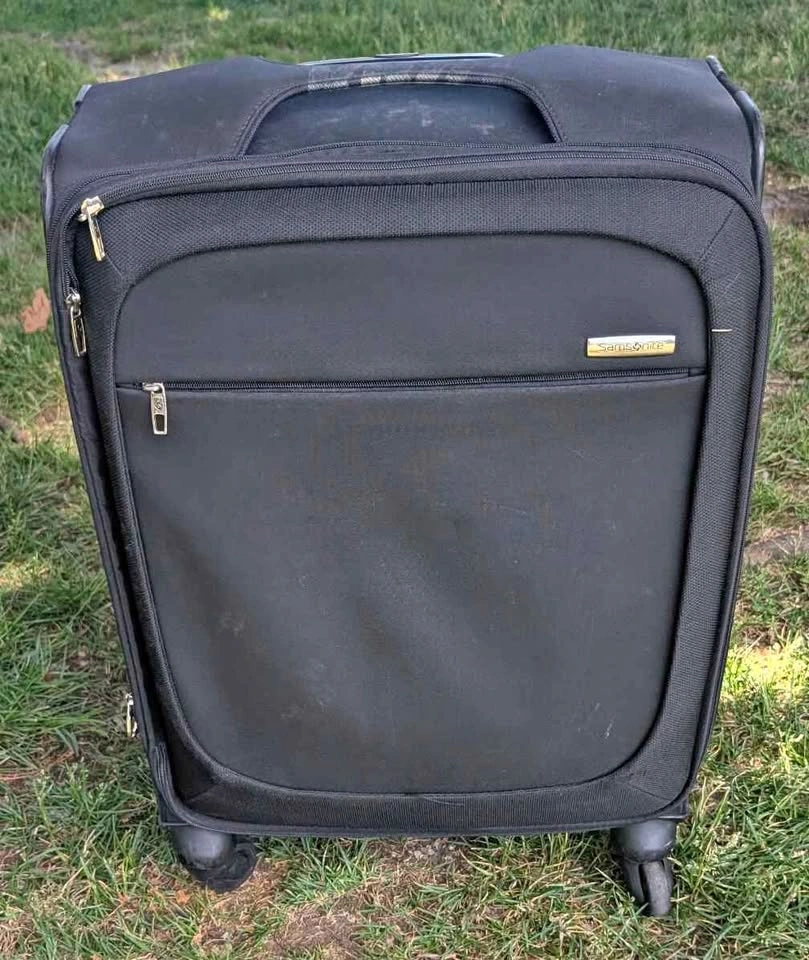 Samsonite luggage suitcase