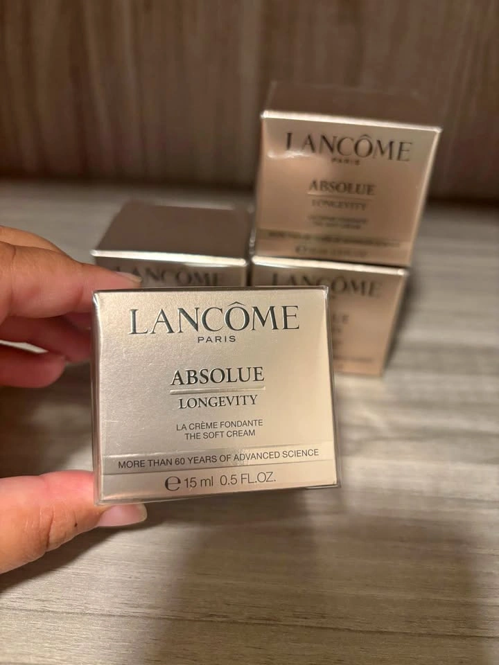 Lancôme Absolue The Soft Cream 15ml - 4 for $125