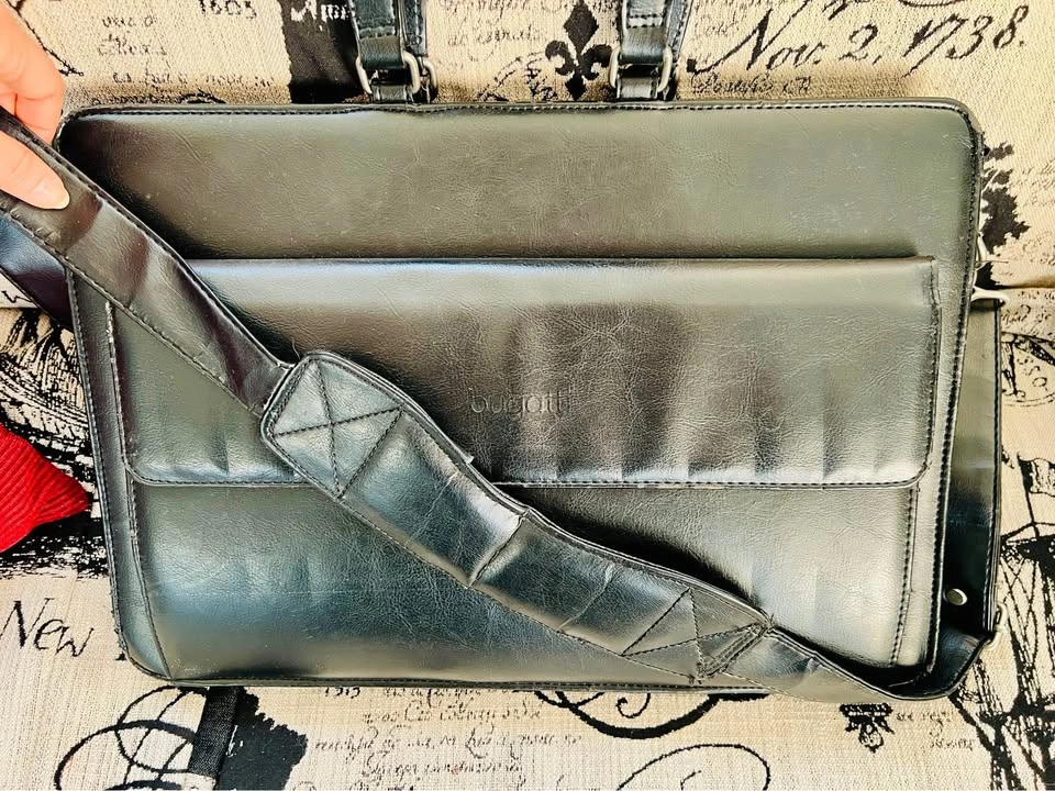 Bugatti old Black Business Bag - photo 2