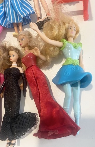 Lot of 15 Vintage McDonald’s Barbie Kelly Happy Meal Toys - photo 5