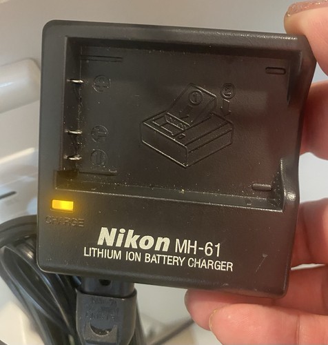 Nikon MH-61 Battery Charger For Lithium Ion Battery Tested Works - photo 3