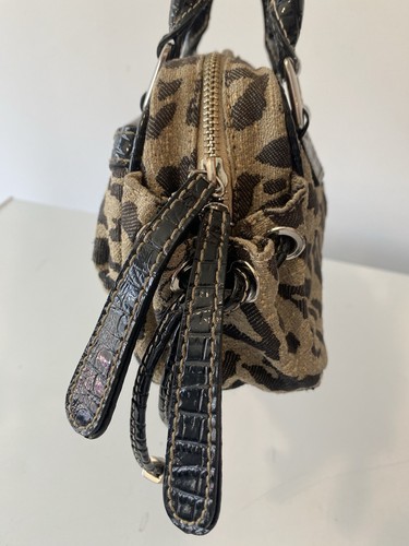 Vintage Y2K Guess Leopard Jacquard Satchel Purse - photo 5