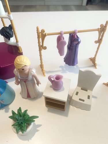 Playmobil 6850 Princess Dressing Room Salon Playset - photo 4