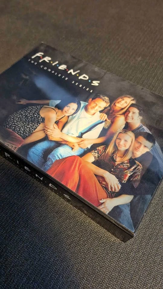 The Complete Series Blu-ray Box Set (21 Discs) – Excellent Condi