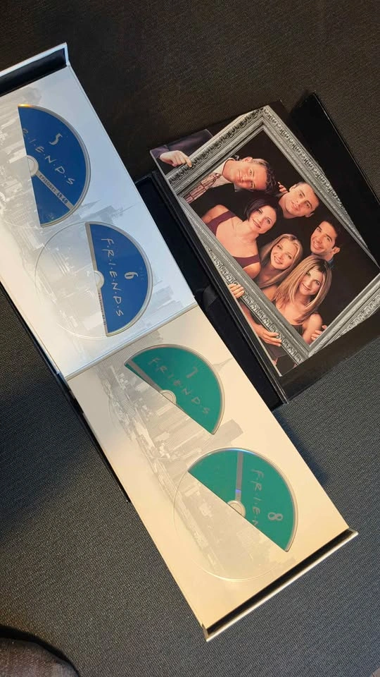 The Complete Series Blu-ray Box Set (21 Discs) – Excellent Condi - photo 4