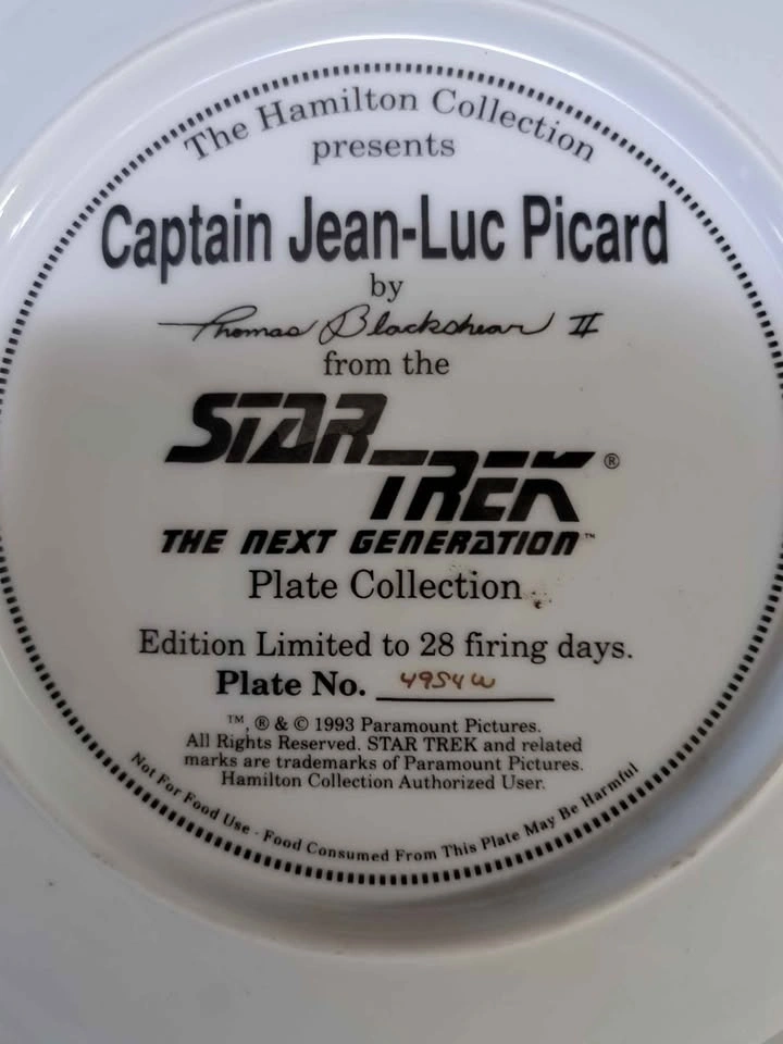 The Hamilton Collection Star Trek Captain Jean-Luc Picard Plate - photo 2