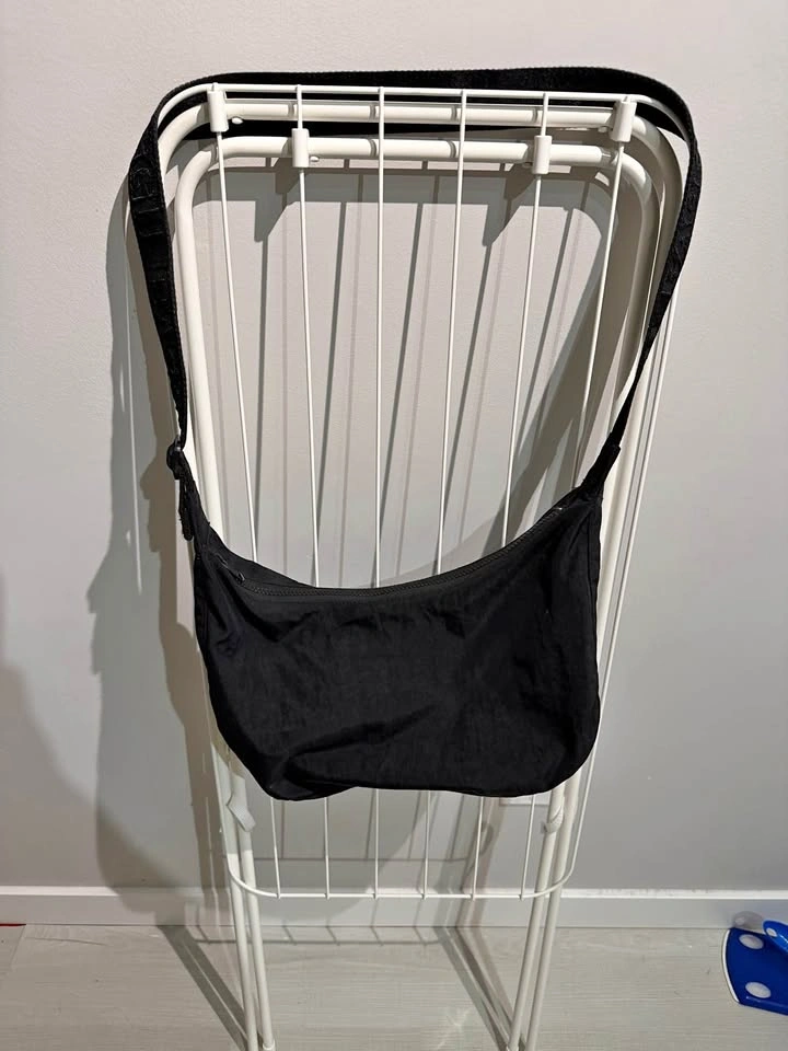 Baggu Medium Crescent Bag