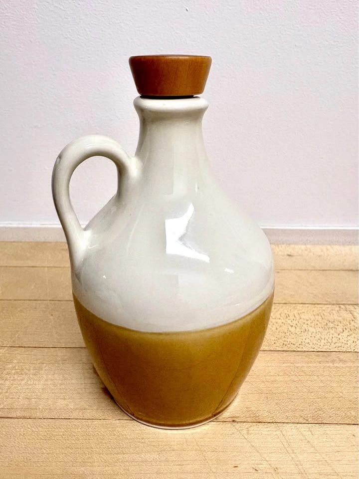 Two-Tone Ceramic Jug with Wooden Stopper - photo 2