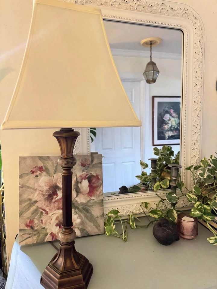 Vintage-Style Metal Table Lamp with Stone/Marble Accents - photo 4