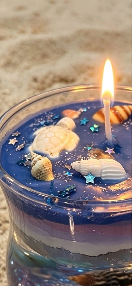 Handcrafted Aquarium Style Decorative Soy Wax Candle - photo 4