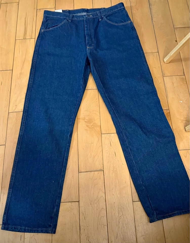 Brand new with tags 36X32 Rustler mens Jeans