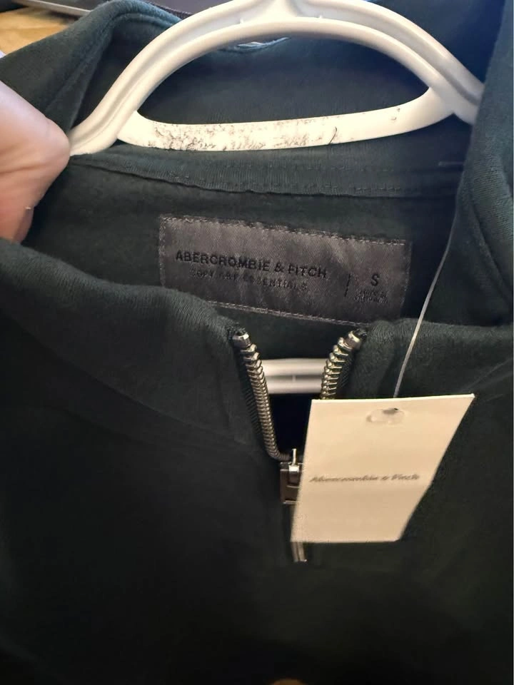 Brand new with tags dark green Abercrombie & Fitch half-zip - photo 2