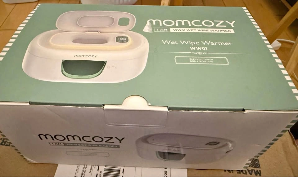 Brand new inbox Momcozy WW01 Wet Wipe Warmer