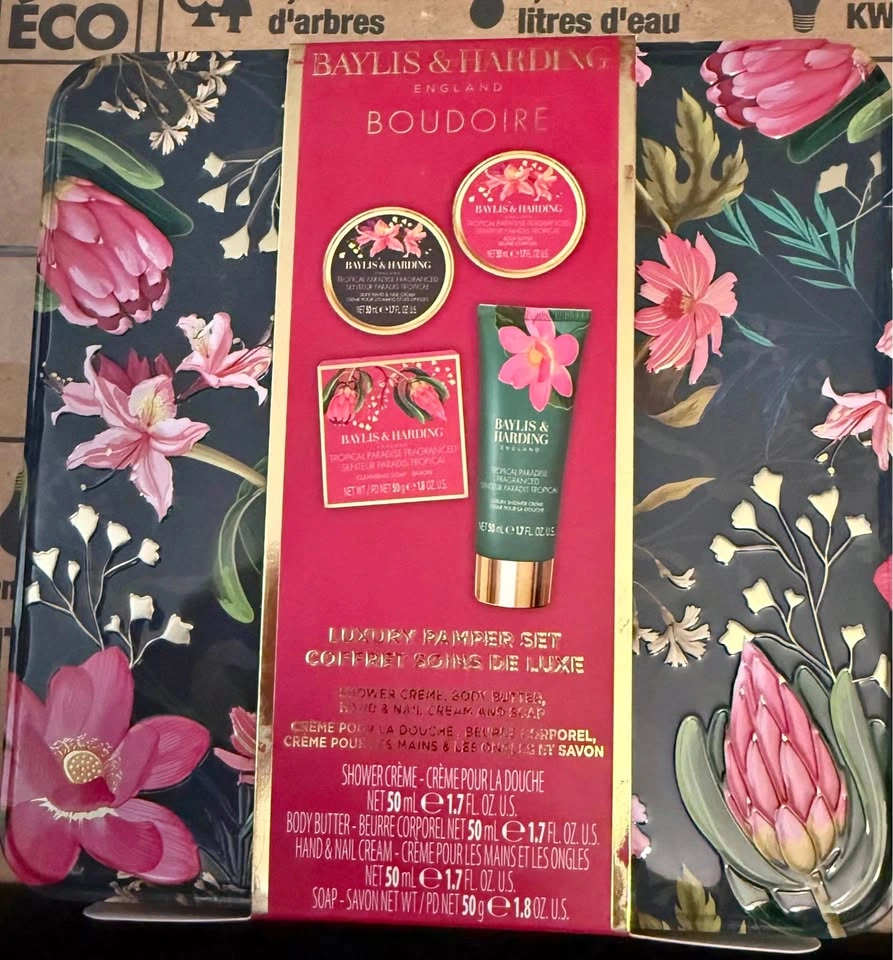 Brand new Baylis & Harding Boudoire Luxury Pamper Set