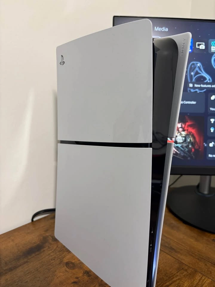 PlayStation 5 Digital Edition - photo 3