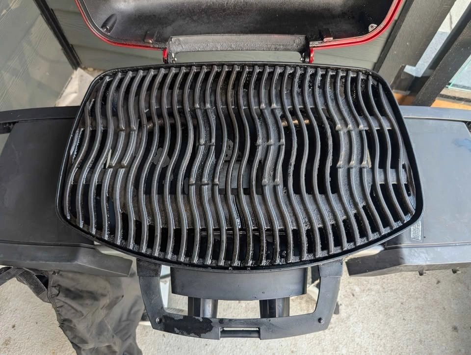 Napoleon TravelQ 285X Portable Gas BBQ + Tank, Hose & Cover - photo 3