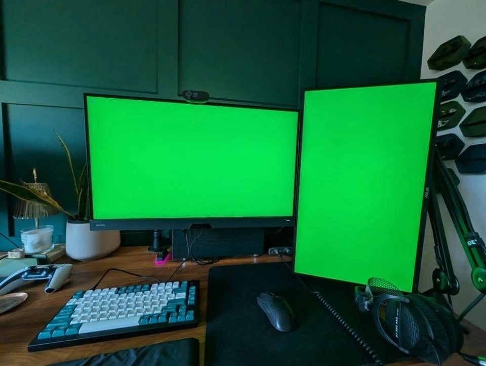 BenQ MOBIUZ 27" 1440p 165Hz IPS Gaming Monitor (EX2710Q) - photo 4