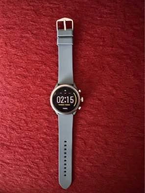 Fossil Smartwatch - photo 2